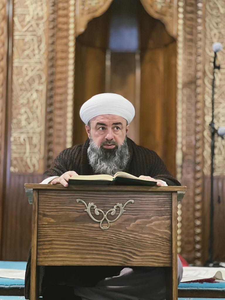 MASUM EFENDİ'DEN MADDİ MENEVİ ZİYAFET