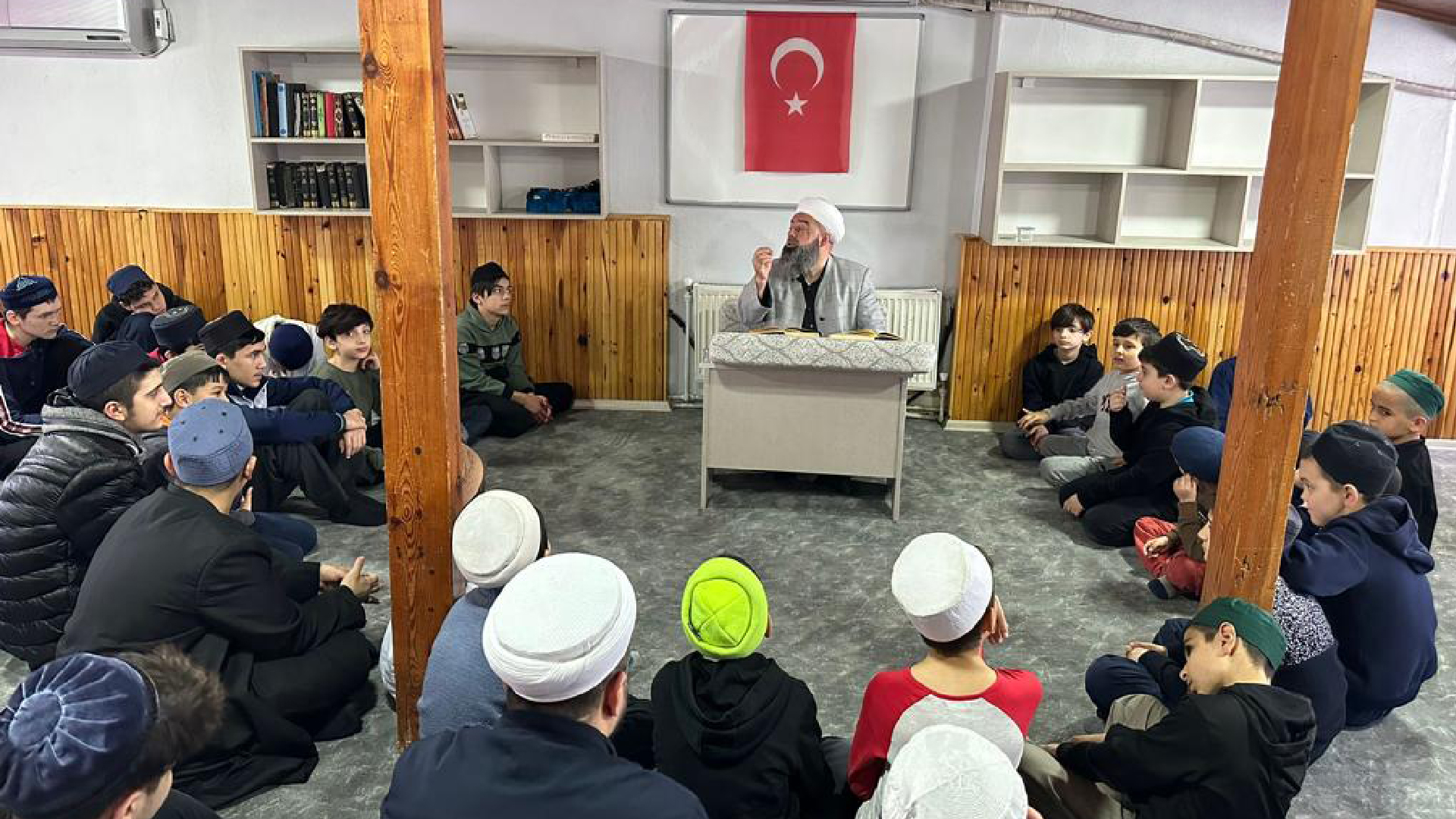 Doyumsuz Perşembe Sohbetleri